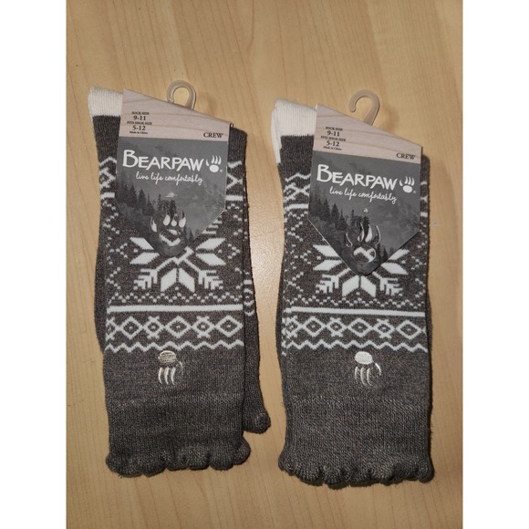 BearPaw Accessories - 2 Packs~Women's Bearpaw Super Soft Crew Snowflake Socks Shoe Sz 5-12~NEW W/ Tags